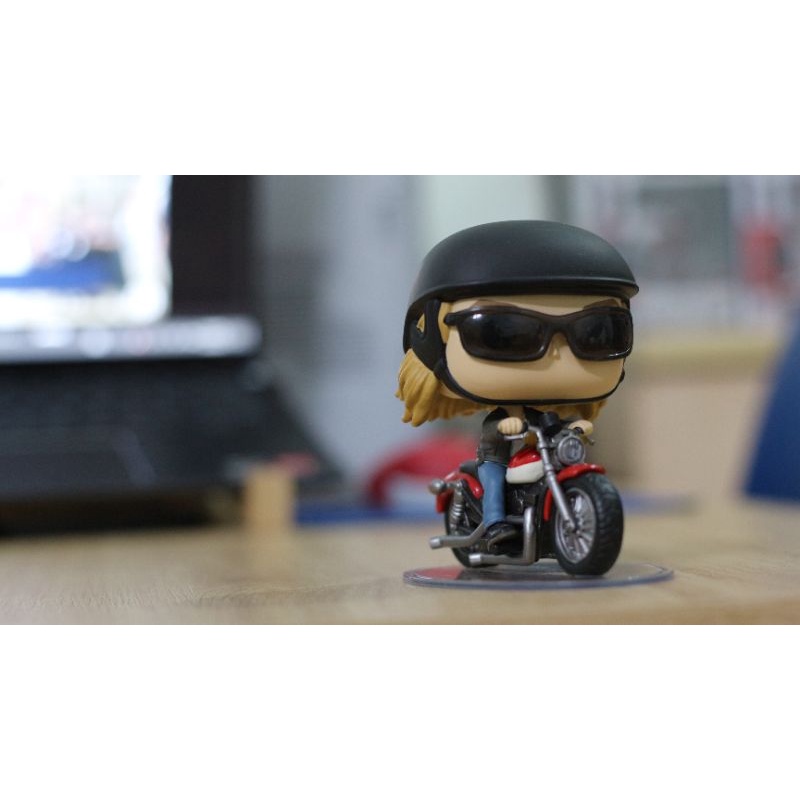 Mô Hình Funko POP! Ride Marvel: Captain Marvel - Carol Danvers on Motorcycle