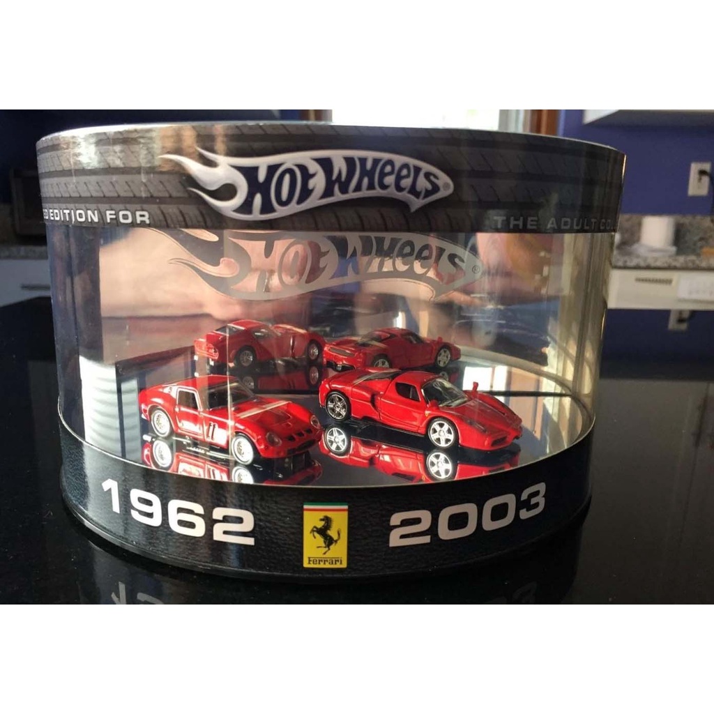 Bộ 2 Xe mô hình Hot Wheels Ferrari 250 GTO and Ferrari Enzo