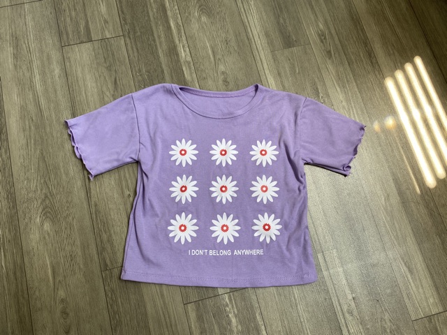 áo croptop hoa cúc thời trang cho nữ