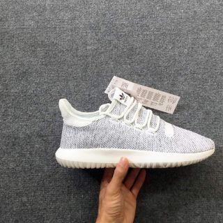 Giày Tubular Shadow trắng xám