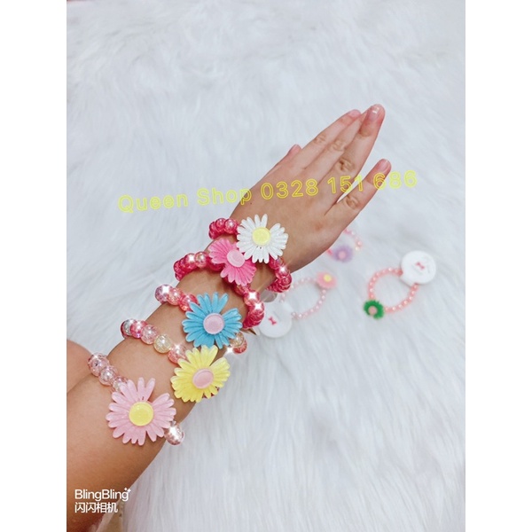 Vòng đeo tay chuỗi hạt nhiều màu sắc hình bông cúc siêu dễ thương cho bé