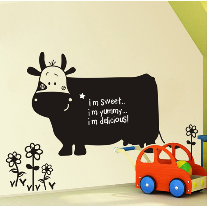 Decal trang trí tường Bảng viết Con Bò Đen đáng yêu