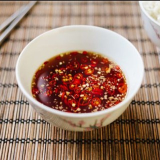 Nước Mắm Chắt Cá Nhâm Cát Hải (0,5 lít)