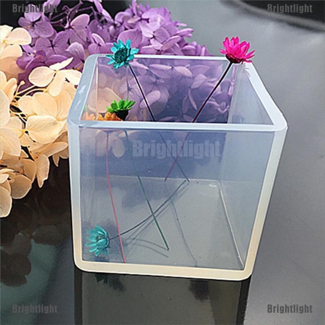 Khuôn resin đúc khối vuông 6.5cm