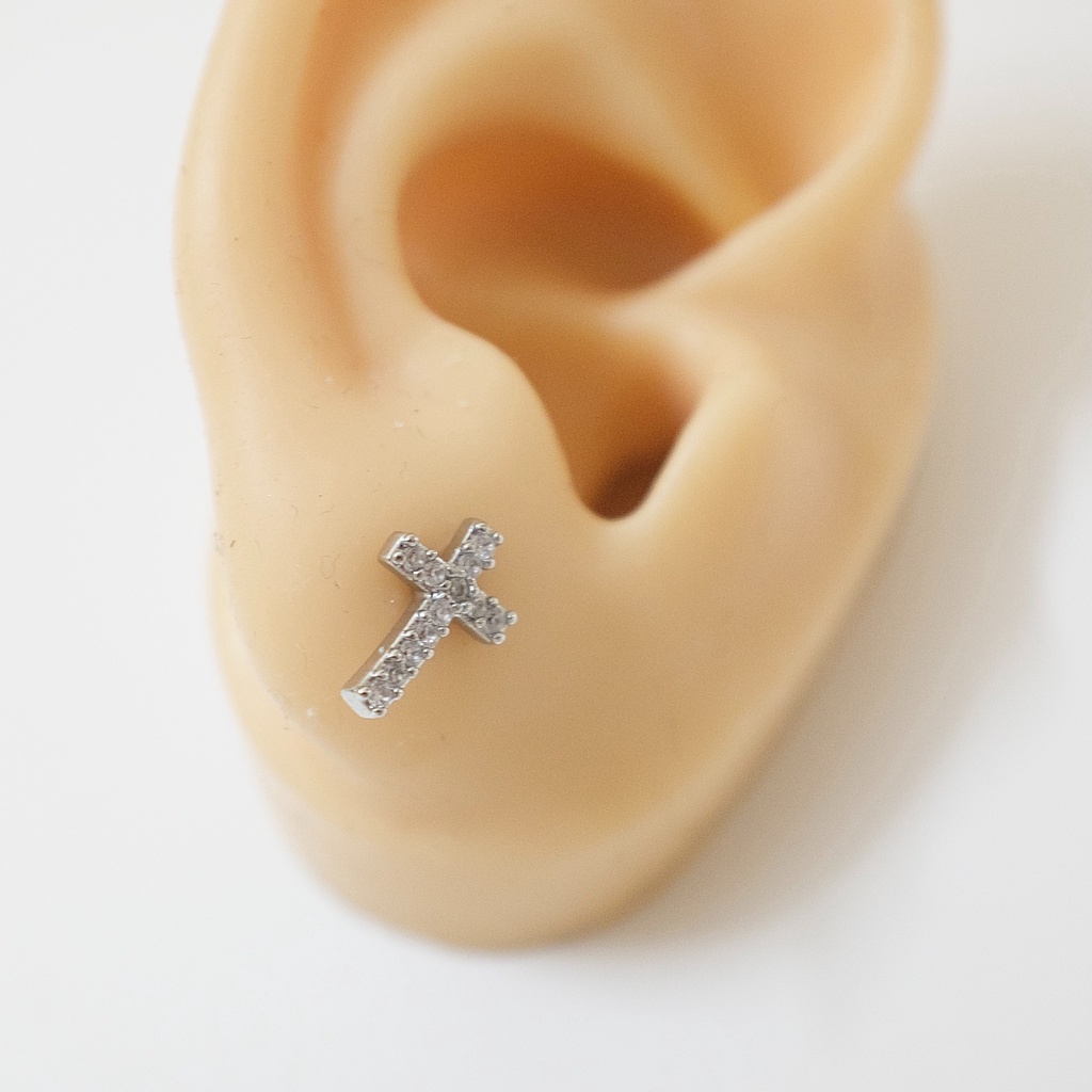[1 Chiếc] Khuyên Tai Titan Thánh Giá Đính Đá Cong Unisex Màu Bạc Không Gỉ Sét Không Ngứa Bông Tai Nam Julies Box 66