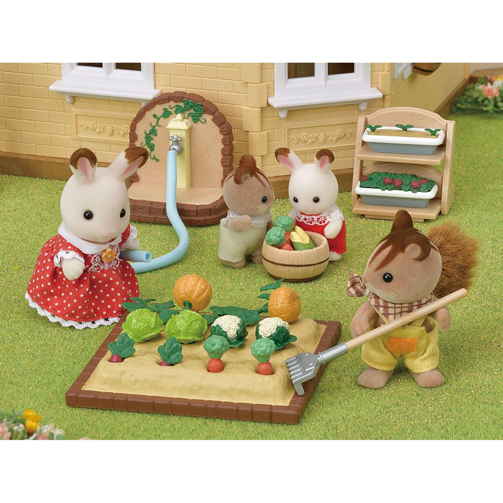 Sylvanian Families Vườn Rau và Bộ Dụng Cụ Làm Vườn Vegetable Garden Set