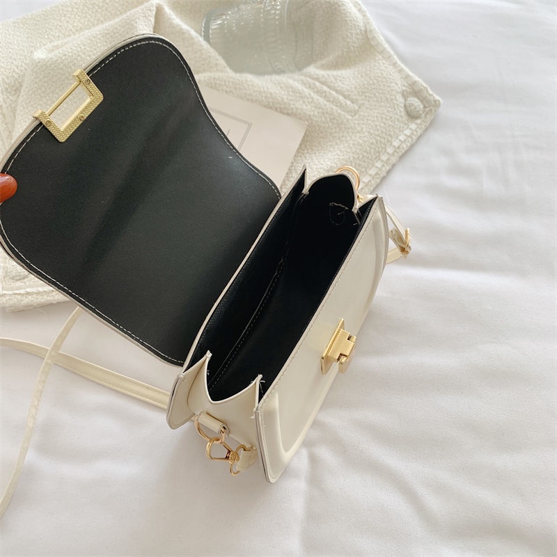 Túi Đeo Vai Kiểu Yên Ngựa Phong Cách Hàn Quốc Thời Trang Mới 2022 Cho Nữ