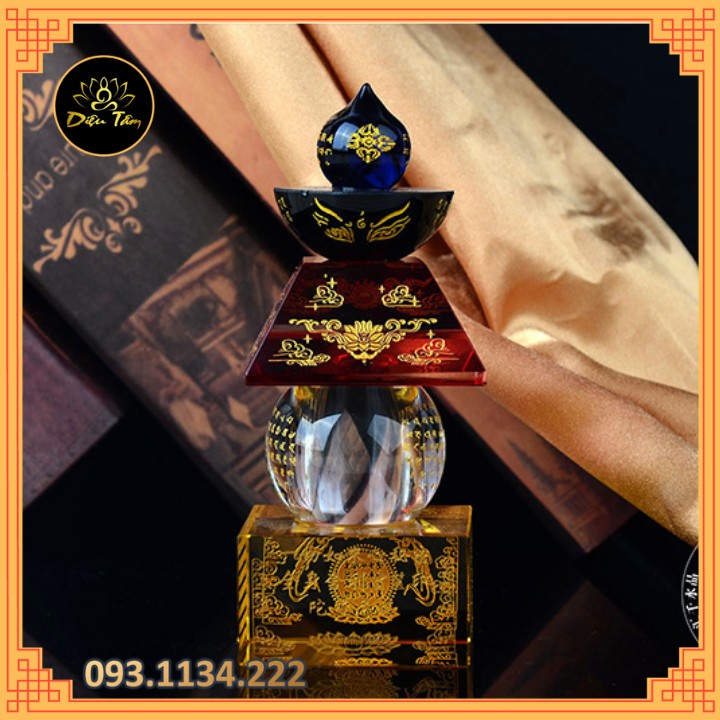 Tháp xá lợi pha lê khắc thần chú