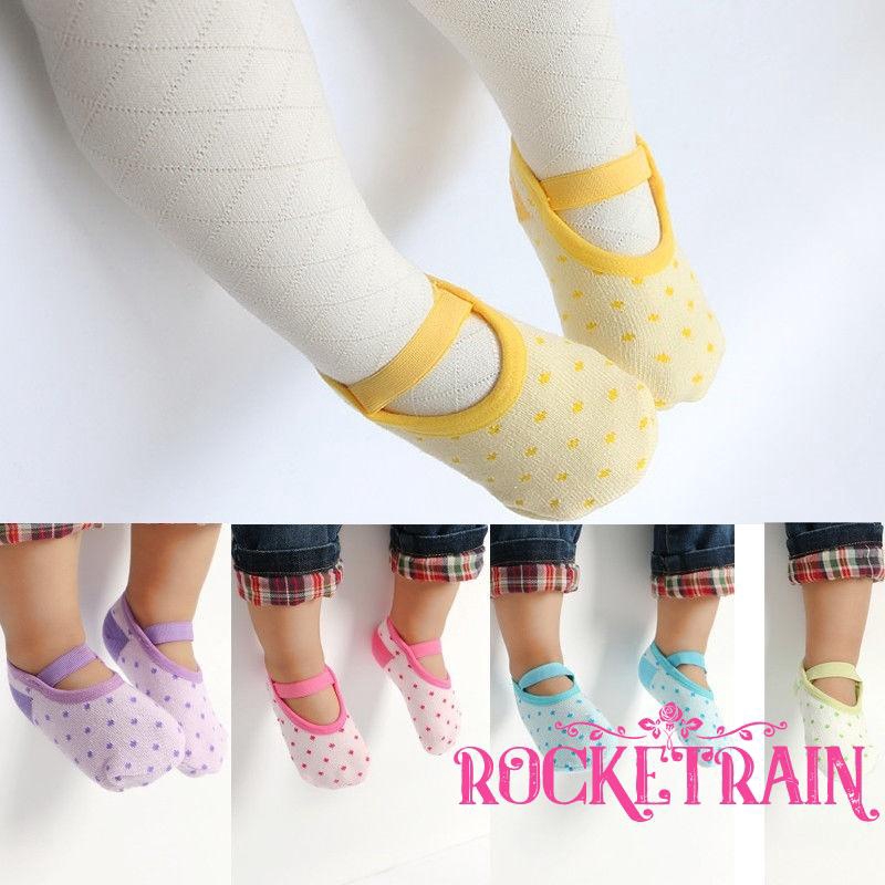 Vớ chống trượt dễ thương cho bé