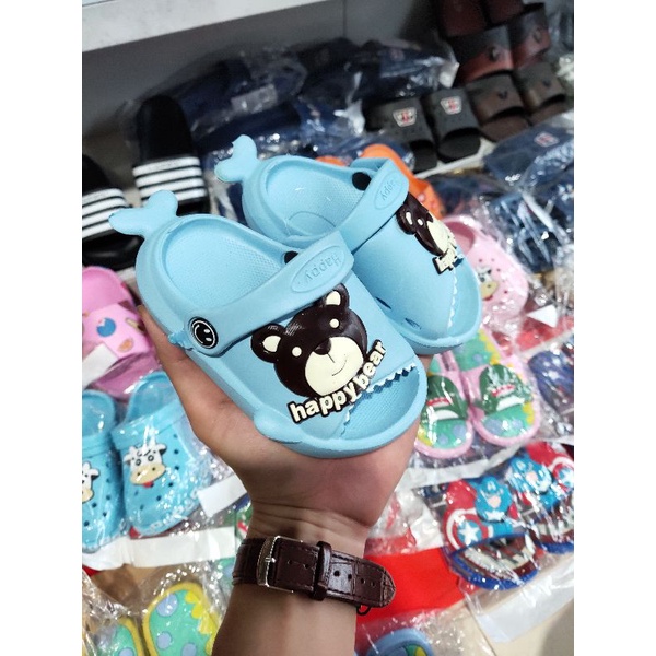 Sục nhiều màu cho bé