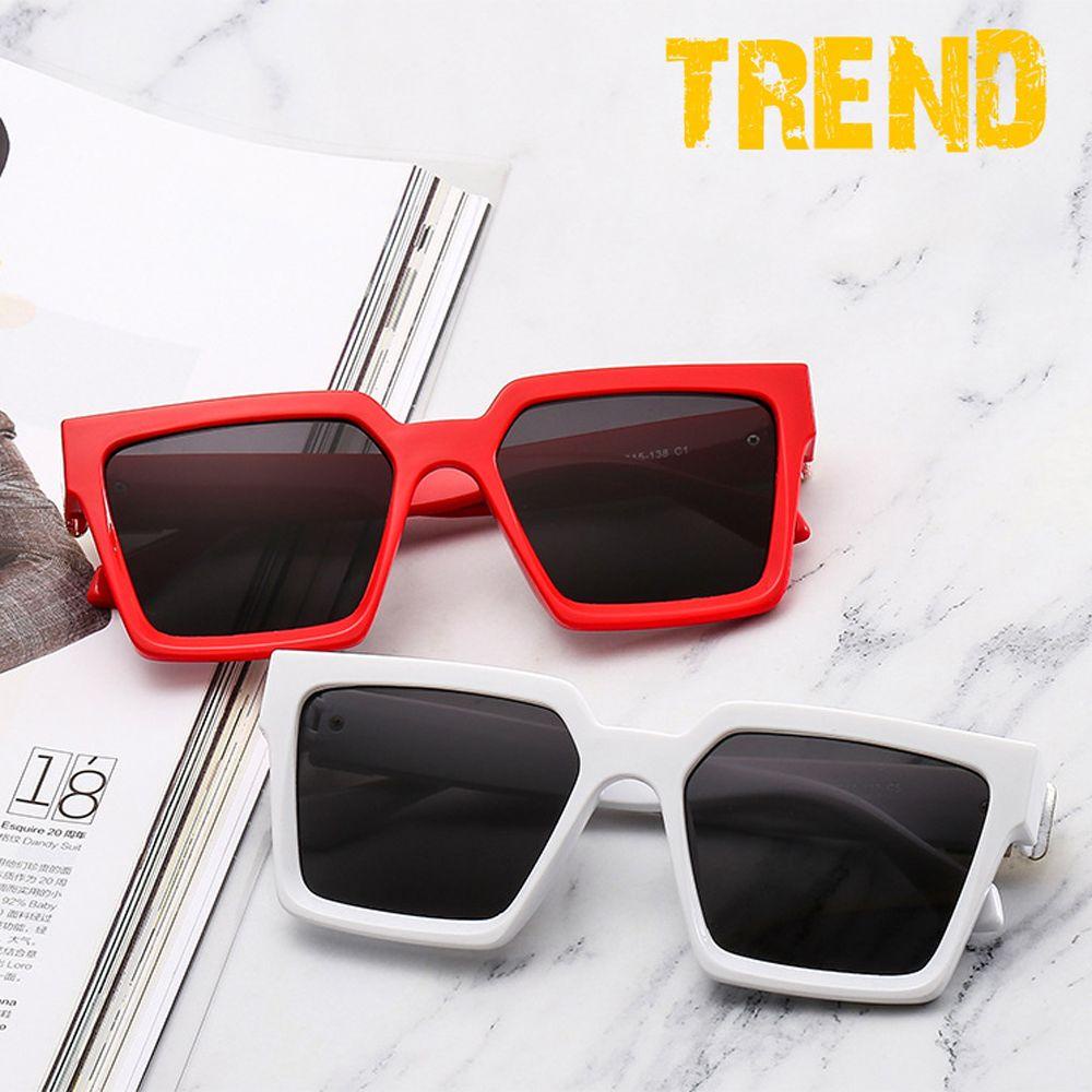 FUTURE Summer Net Red Sunglasses Large Frame Shades Retro Sunglasses Wide-sided Fashion Driver Goggles Square Sun Glasses
