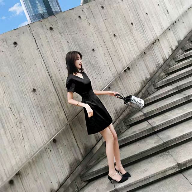 đầm cổ tim đan dây eo | BigBuy360 - bigbuy360.vn