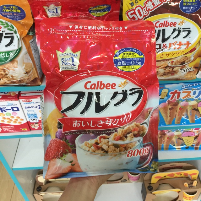 BÁNH NGŨ CỐC CALBEE