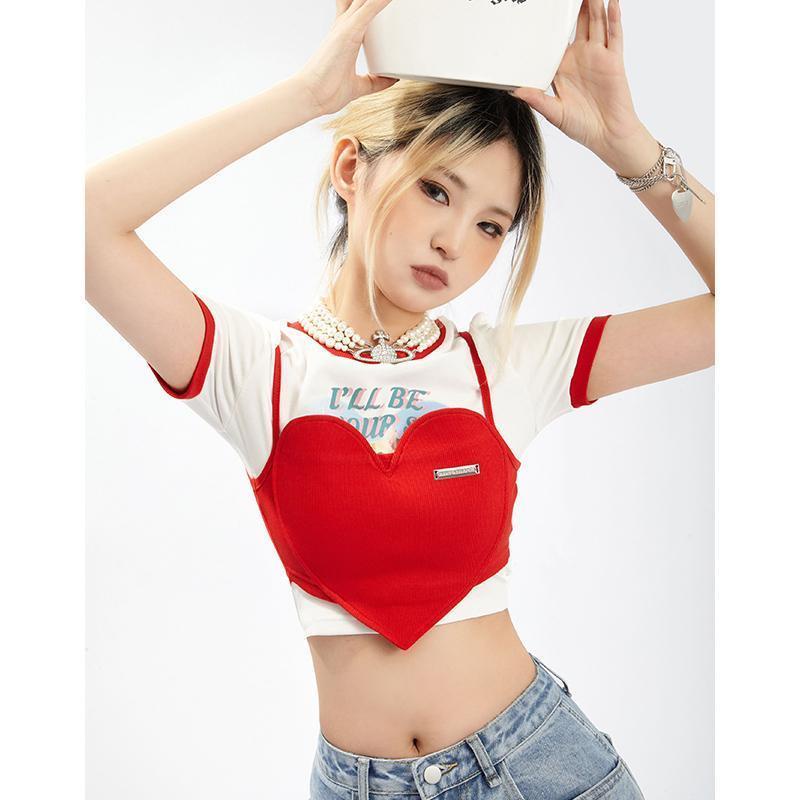 Set áo thun tay ngắn cổ tròn màu tương phản in hình mèo + áo dây hình trái tim phong cách hot girl mùa xuân có bán lẻ