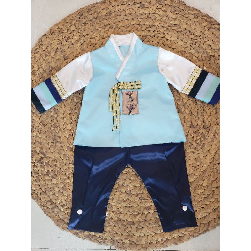 Bộ hanbok bé trai