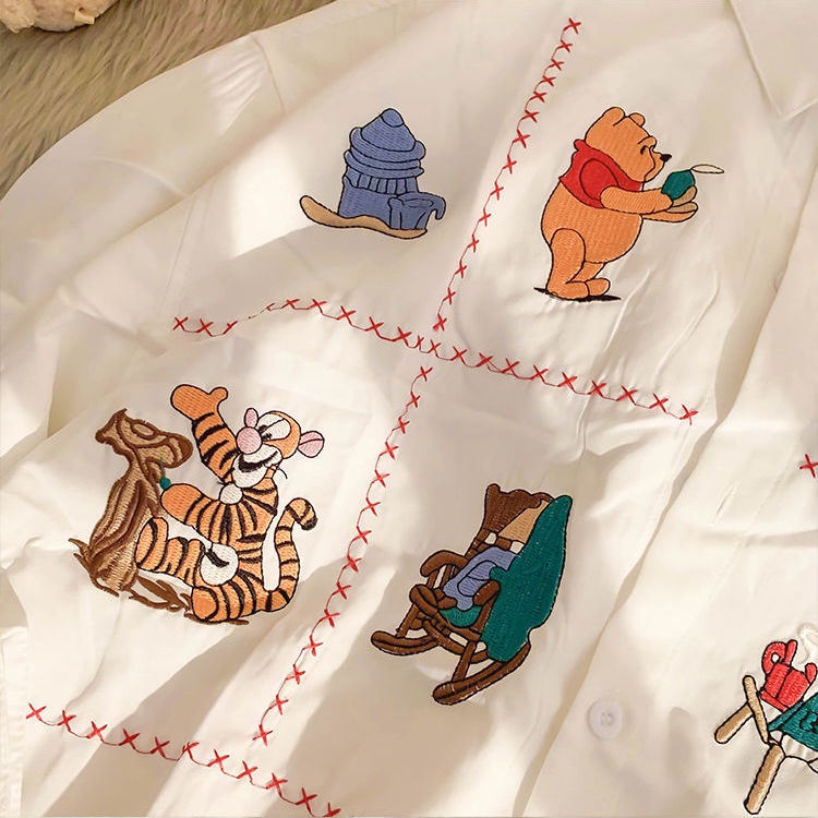 Áo sơ mi trắng dáng rộng thêu họa tiết hoạt hình thời trang mùa thu thích hợp cho nữ