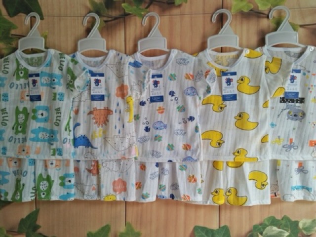 Bộ Cotton giấy cài vai cho bé mềm mát cho bé QATE39