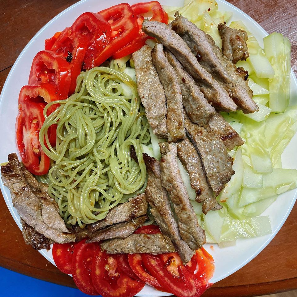 BÚN/ MÌ CHÙM NGÂY hộp 300G - Mỗi cọng bún 1 cọng rau, dai ngon bổ dưỡng, phù hợp với bé và cà gia đình | BigBuy360 - bigbuy360.vn