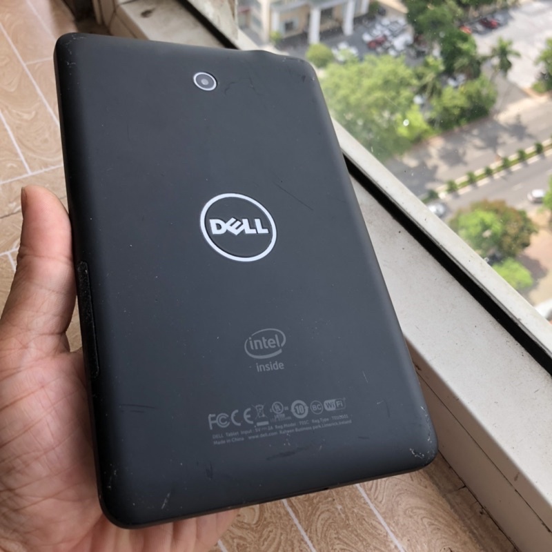 Máy tính bảng Dell Venue 7 màn 7 inch ram 2Gb+16Gb- tặng bao da