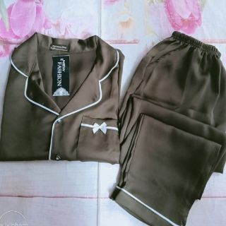 Bộ pijama lụa satin cát viền nơ ( tay cộc quần dài)