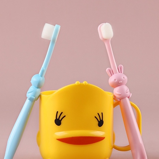 Bàn chải đánh răng cho bé lông tơ siêu mềm từ 18 tháng đến 6 tuổi LABAMO BCH01