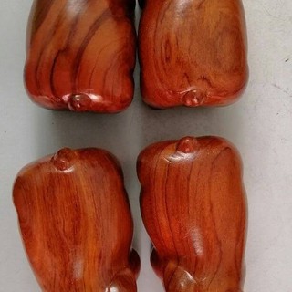 Lợn gỗ ủn ỉn gỗ hương