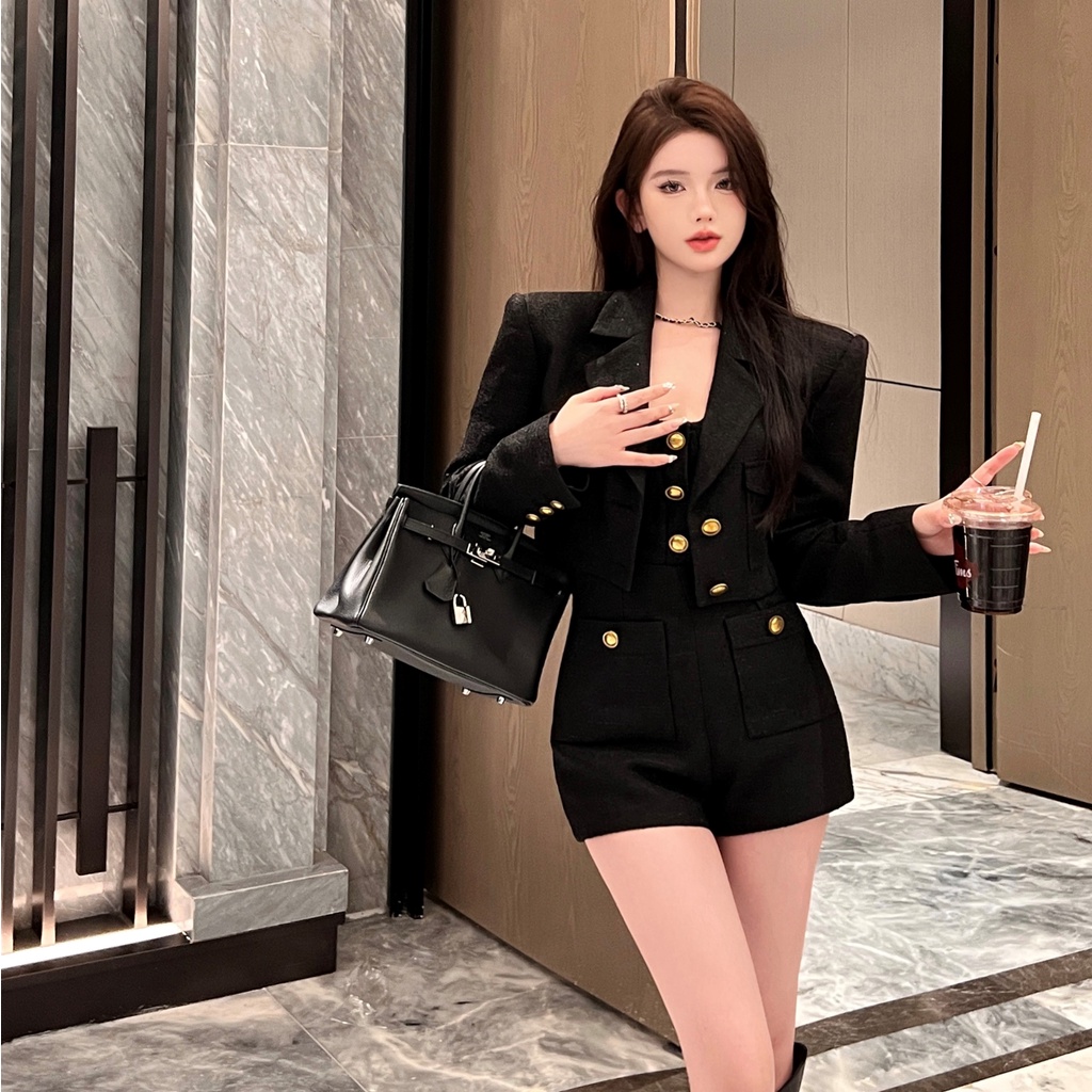 Bộ Áo Liền Quần Màu Đen Cổ Đứng + Quần Short Ôm Dáng Phong Cách Pháp Thời Trang Cho Nữ