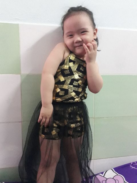 Set áo hở lưng quần váy bé gái