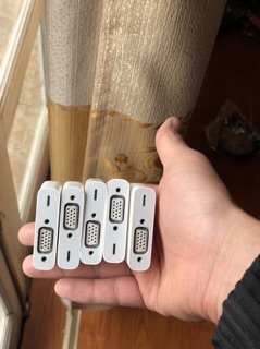 Cáp chuyển đổi Apple Lightning to VGA (MD825AM/A)