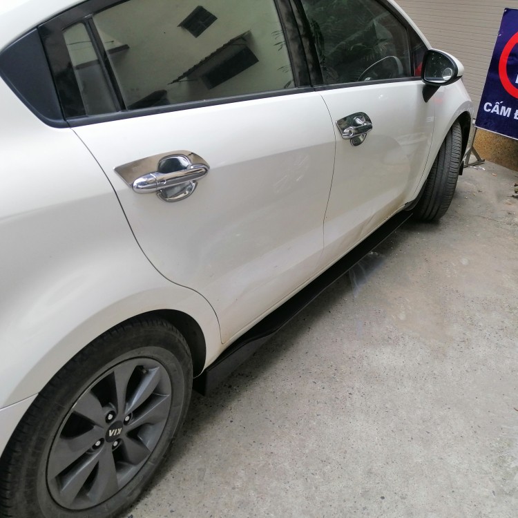 Lip Hông  Kiểu Mec Lắp Cho Xe Kia Rio , Sedan,Hatchback