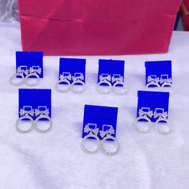 Khuyên tai nơ treo vòng tròn đá trắng nhân tạo bạc ta