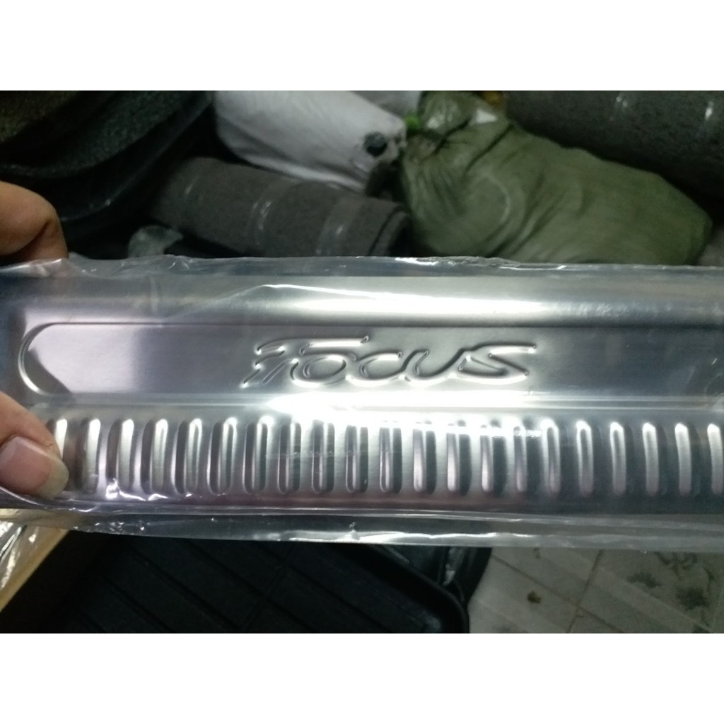 Ốp Bậc Cửa, Nẹp Bước Chân Trong Xe Ford Focus 2015-2020 Mẫu Inox cao cấp