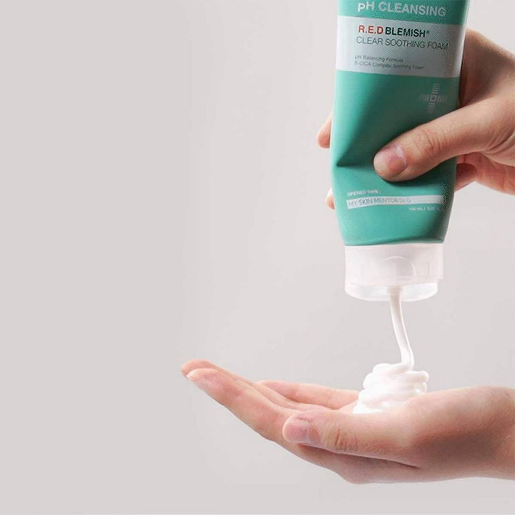 Sữa Rửa Mặt Ngừa Mụn Dr.G R.E.D Blemish Clear Soothing Foam 150ml