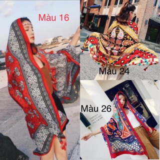 Khăn choàng boho đi biển phong cách vintage