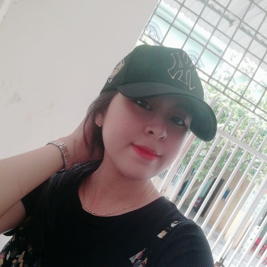 Mũ lưỡi trai NY màu đen logo bên hông cá tính dành cho cả nam và nữ full hộp để làm quà tặng