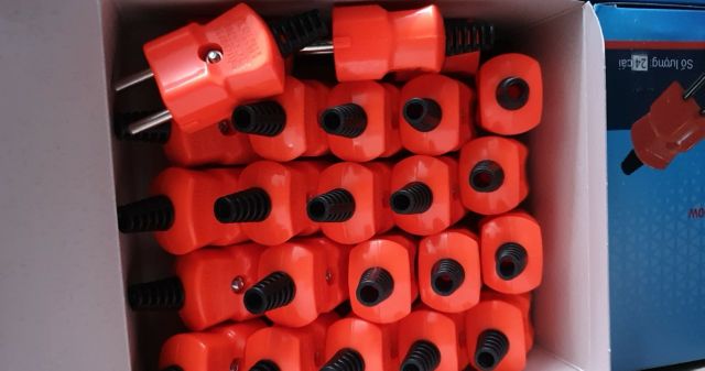 Phích cắn siêu chịu tải 3000W