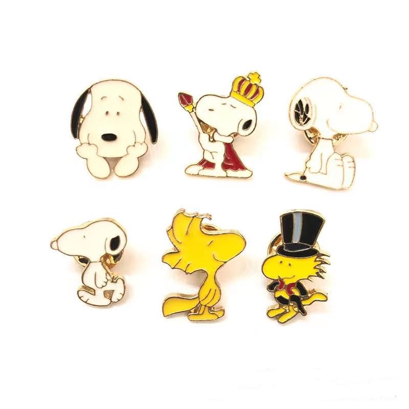 Ghim Cài Áo Kim Loại Hình Chú Chó Snoopy Dễ Thương
