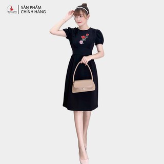 Đầm Nữ NHẬT VY Thêu Hoa Xếp Ly Eo Cổ Tròn Tay Ngắn Họa Tiết Trơn Chất Cotton Công Sở Dáng Ôm Màu Đen, Trắng - D1764