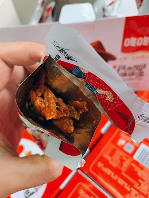 1 HỘP CÁ CAY 20 gói !!!