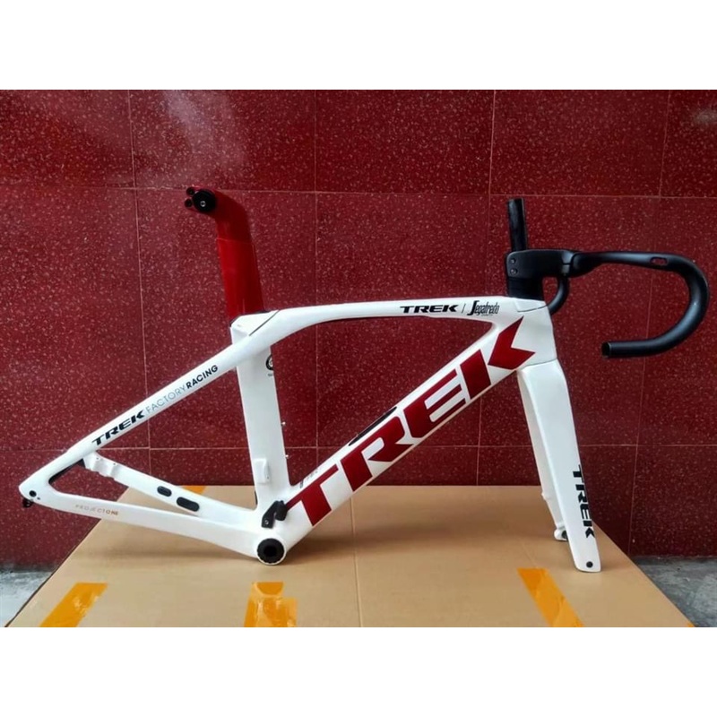 Khung xe Road Carbon T/r/e/k- M/a/d/rone S/L/R 9 phanh đĩa