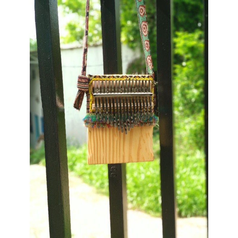 Dây đeo thổ cẩm đàn Kalimba (Hoạ tiết ngẫu nhiên)