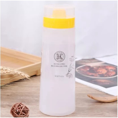 Chai xịt sốt 4 đầu Daiso 300ml