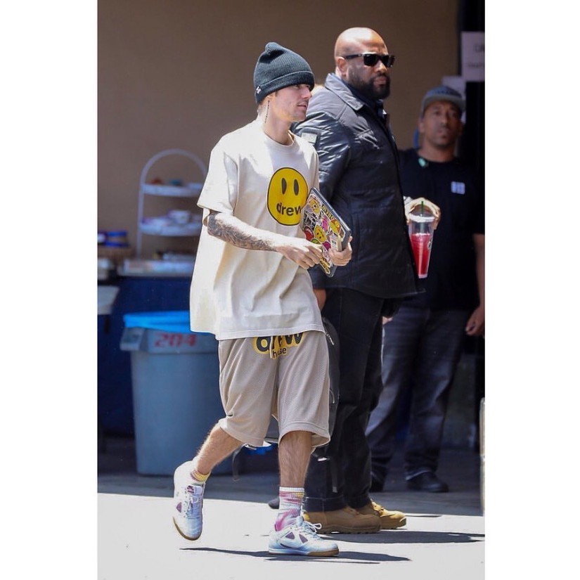 Áo thun Drew dáng rộng phong cách justin bieber | BigBuy360 - bigbuy360.vn