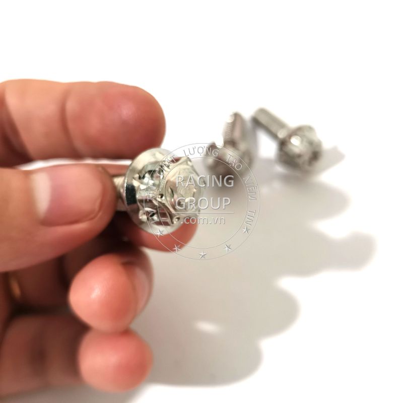Ốc Salaya 8li25, 8li30, 8li40 đầu trụ gắn pát heo, gác chân và gắn nhiều vị trí trên xe inox 304 chống gỉ