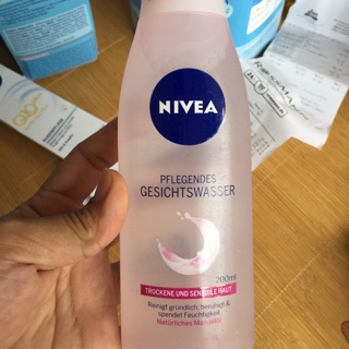 Nước hoa hồng NIVEA