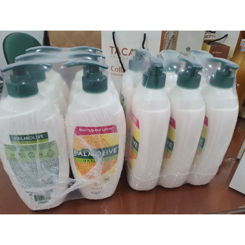 Sữa tắm dưỡng ẩm số 1 của Nga Palmolive mật ong 750ml