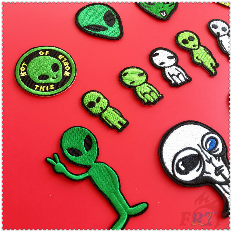 Miếng dán ủi thêu quần áo hình người ngoài hành tinh 01