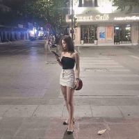 Chân váy jean có quần