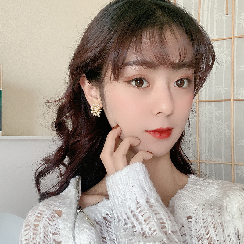 Newsnowflakepearldelicaterings