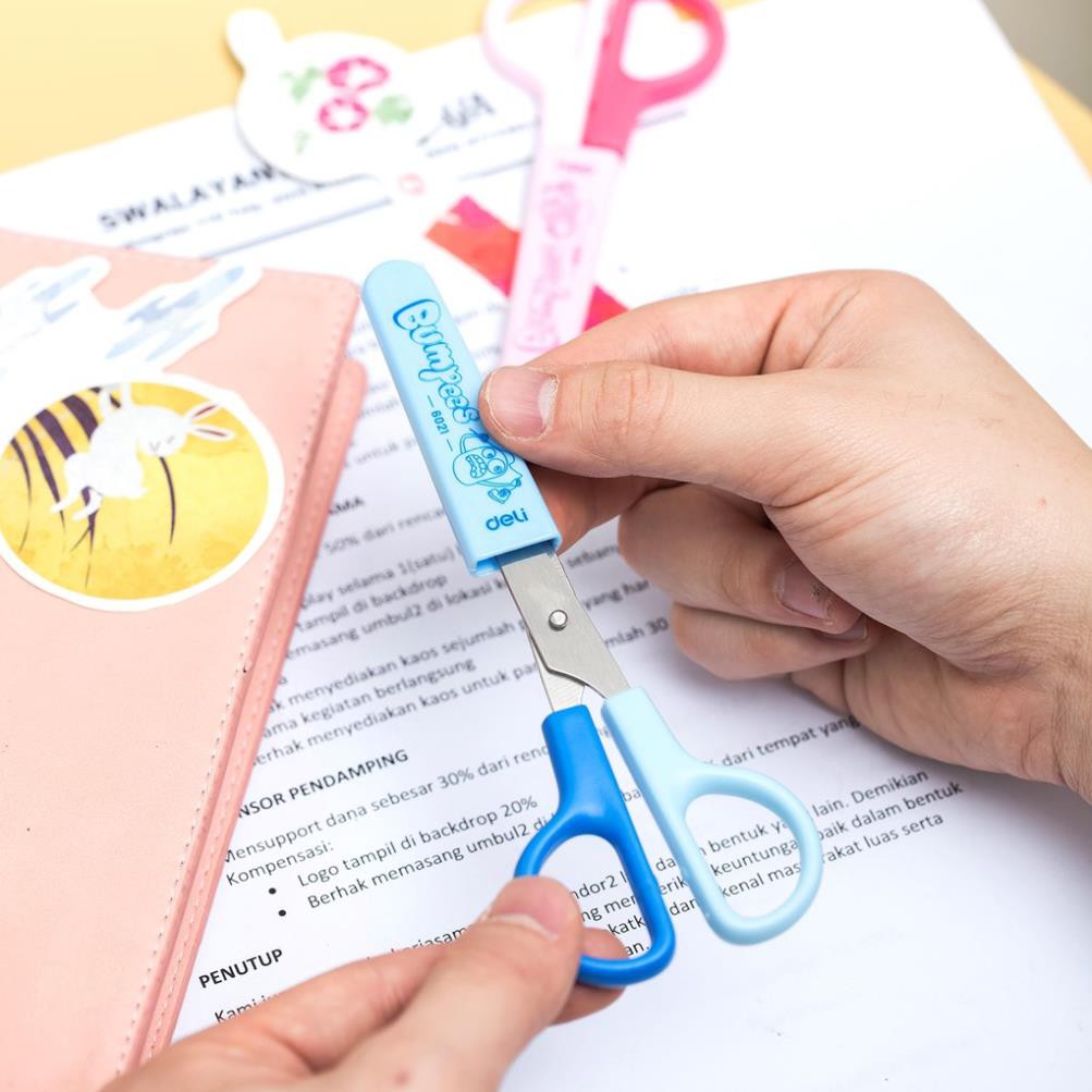 Kéo học sinh 121mm Deli E6021 - Hồng/Xanh